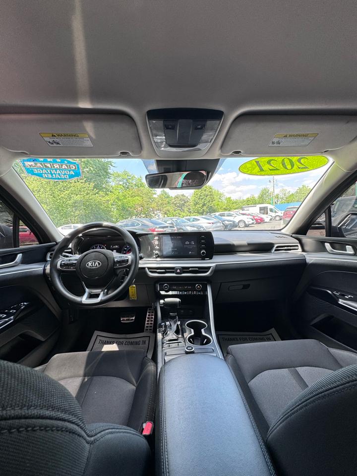 Kia K5 LX Auto FWD 2021