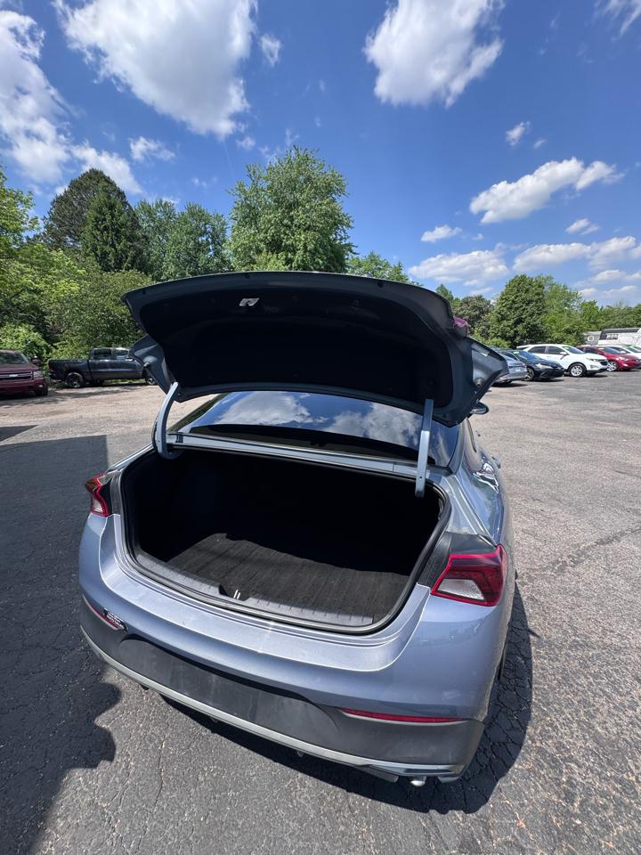 Kia K5 LX Auto FWD 2021