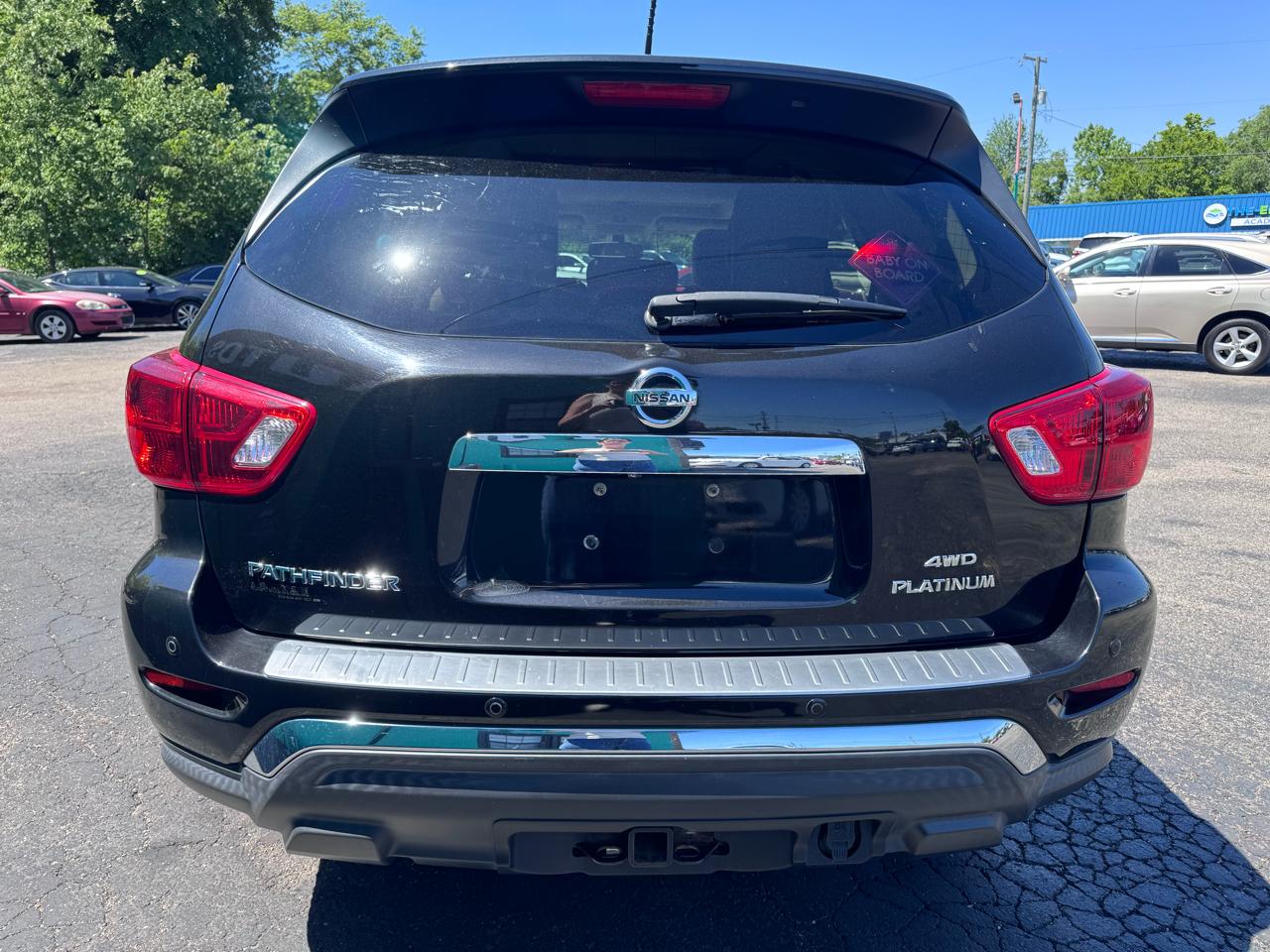 Nissan Pathfinder 4x4 Platinum 2018