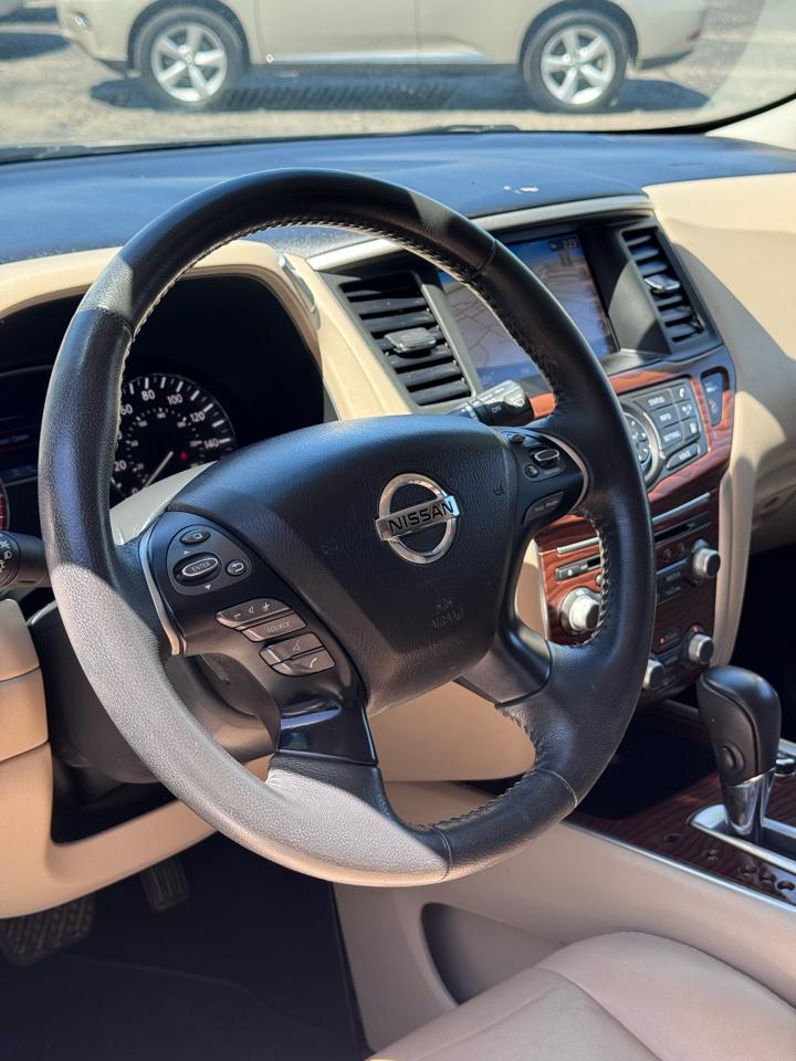 Nissan Pathfinder 4x4 Platinum 2018
