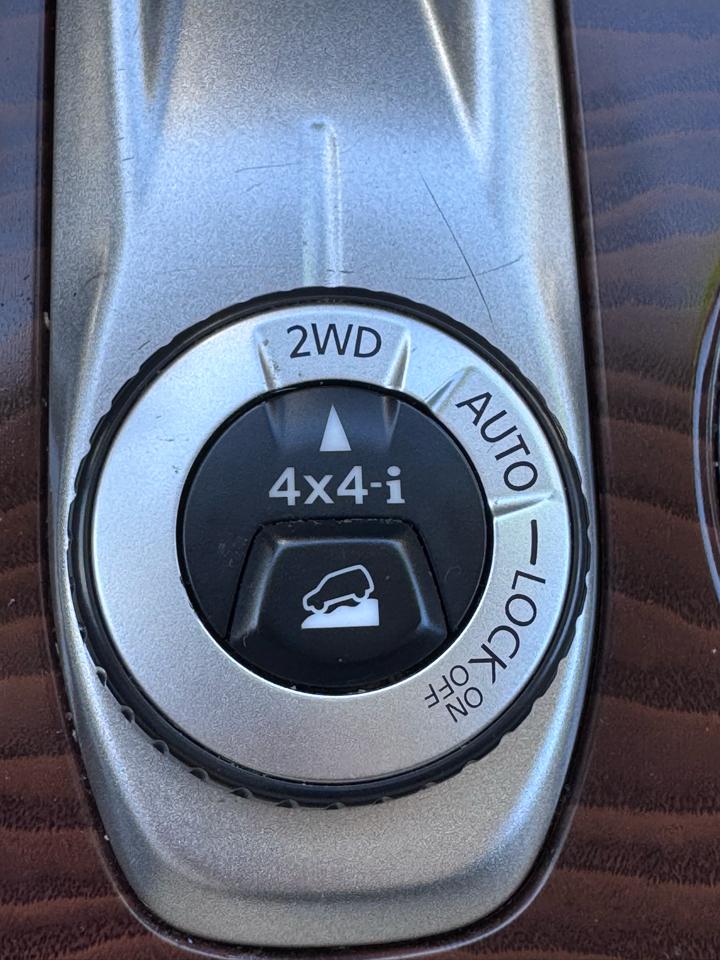 Nissan Pathfinder 4x4 Platinum 2018
