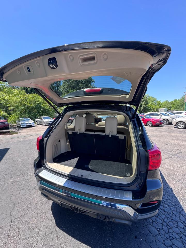 Nissan Pathfinder 4x4 Platinum 2018