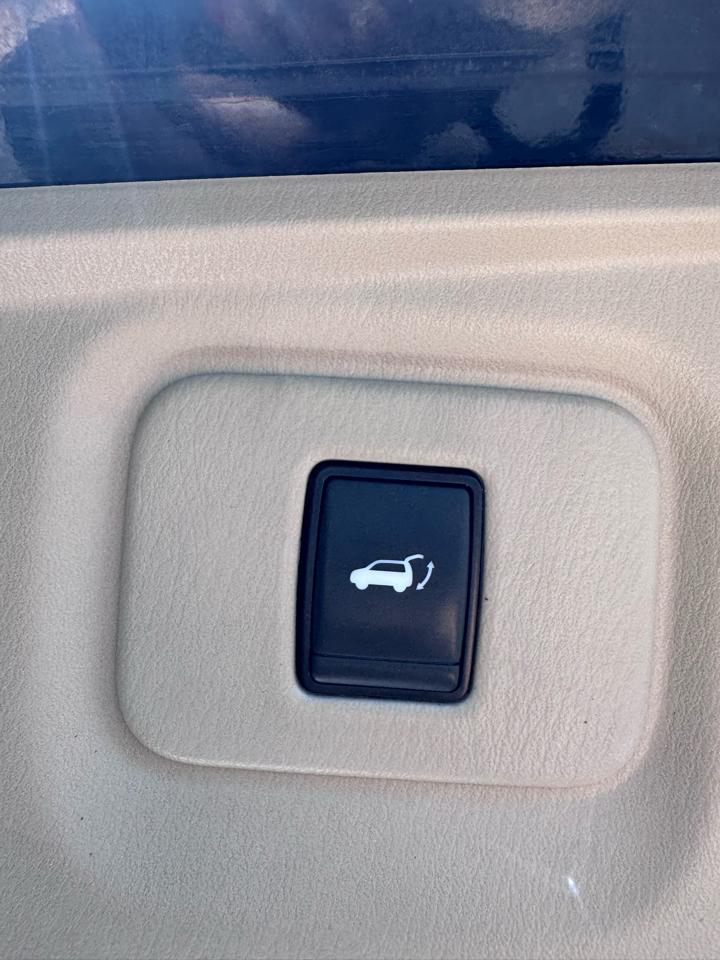 Nissan Pathfinder 4x4 Platinum 2018