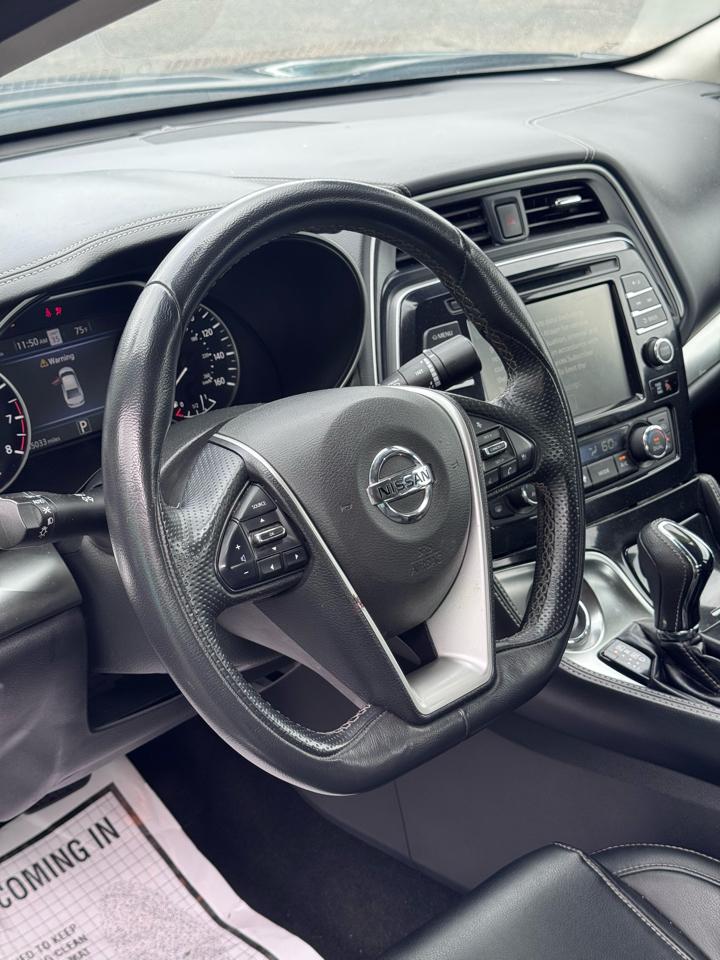 Nissan Maxima SV CVT 2023