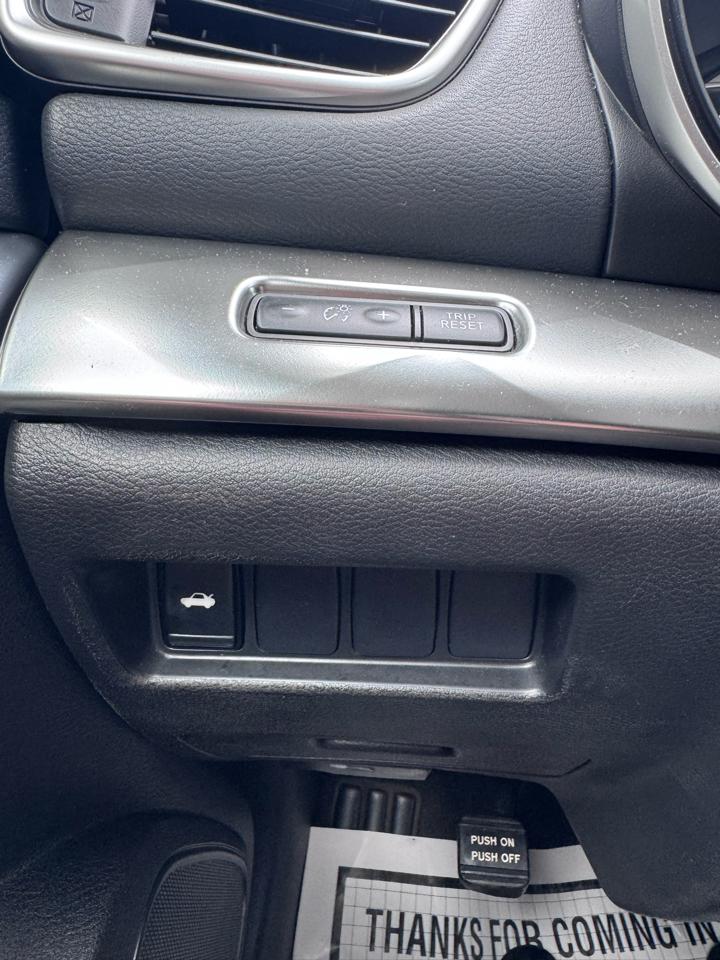 Nissan Maxima SV CVT 2023