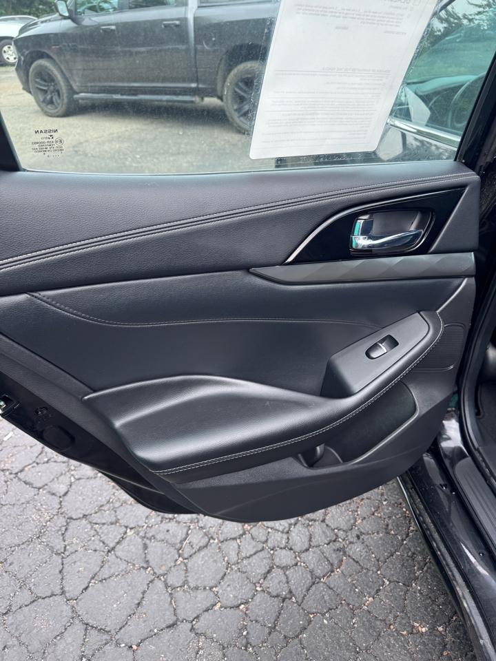 Nissan Maxima SV CVT 2023