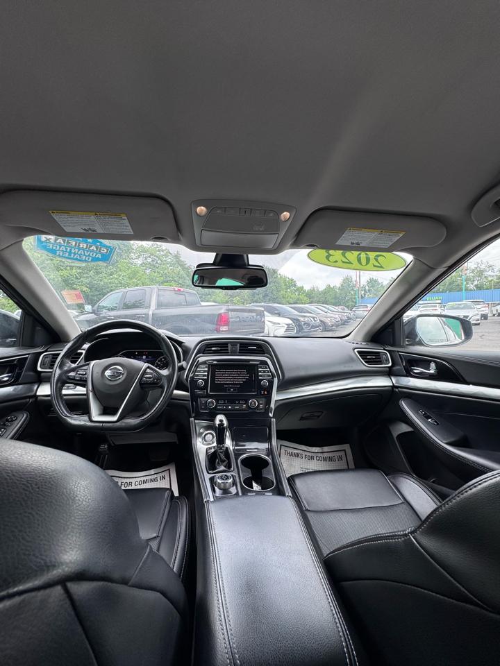 Nissan Maxima SV CVT 2023
