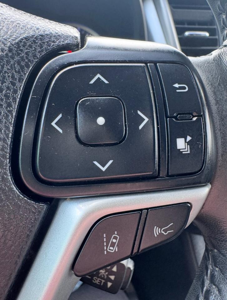 Toyota Highlander Limited V6 FWD (Natl) 2018