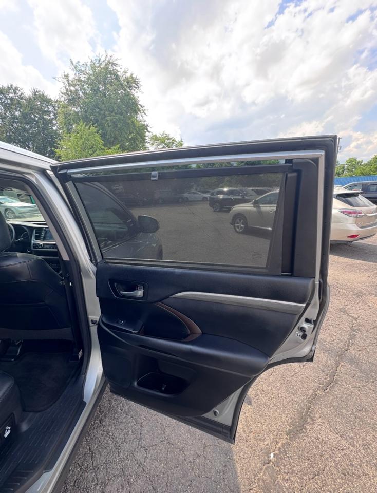 Toyota Highlander Limited V6 FWD (Natl) 2018