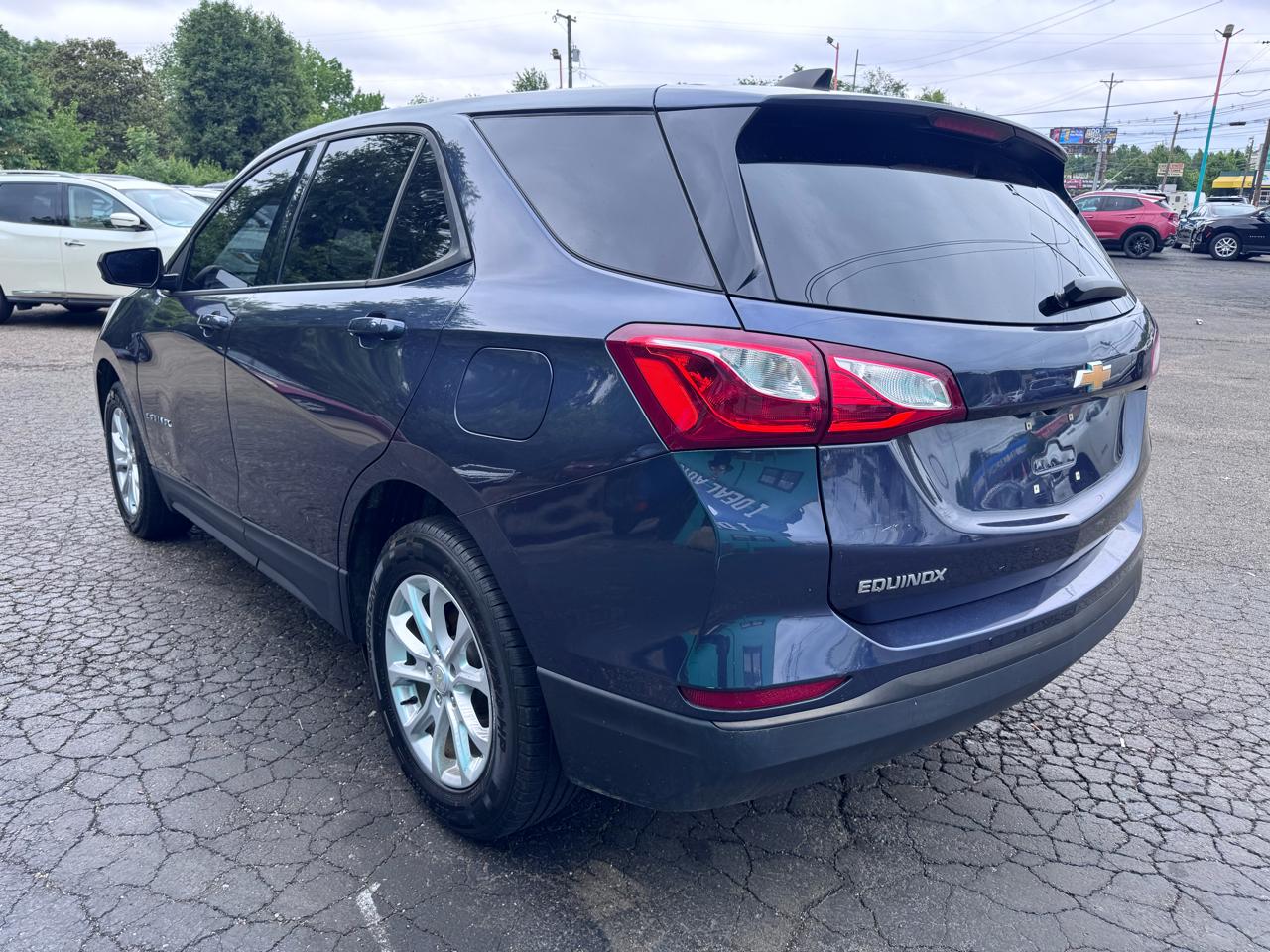 Chevrolet Equinox FWD 4dr LS w/1LS 2019
