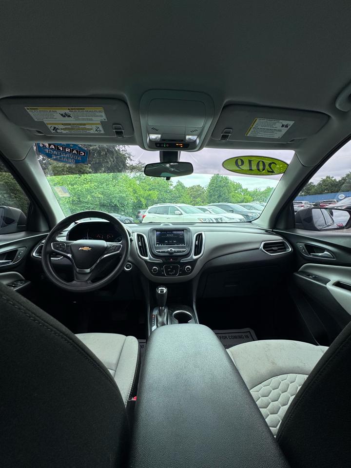 Chevrolet Equinox FWD 4dr LS w/1LS 2019