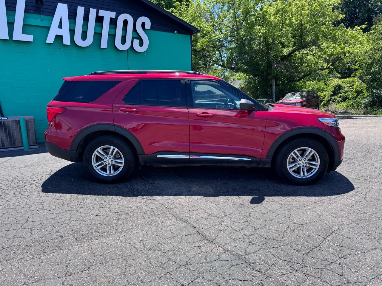 Ford Explorer XLT 4WD 2020
