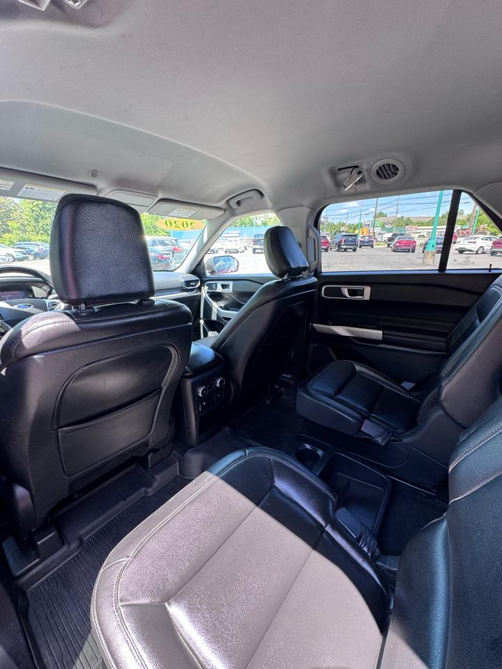 Ford Explorer XLT 4WD 2020