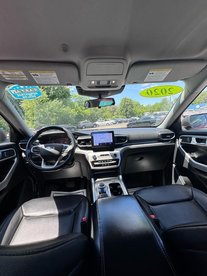 Ford Explorer XLT 4WD 2020