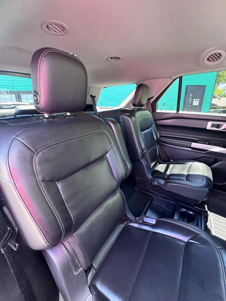 Ford Explorer XLT 4WD 2020