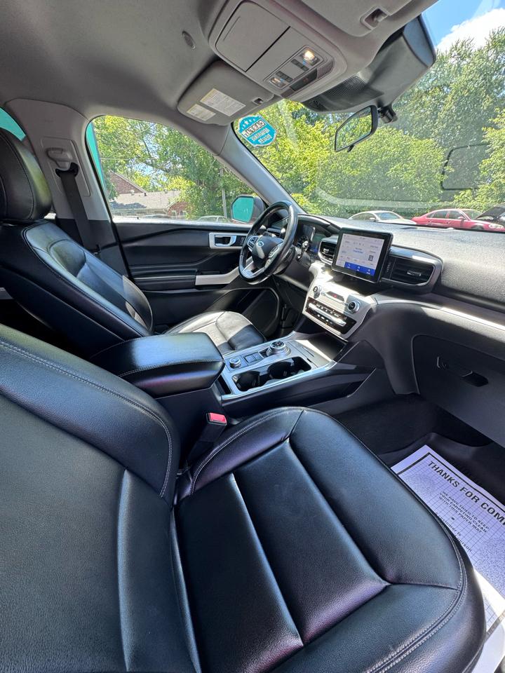 Ford Explorer XLT 4WD 2020