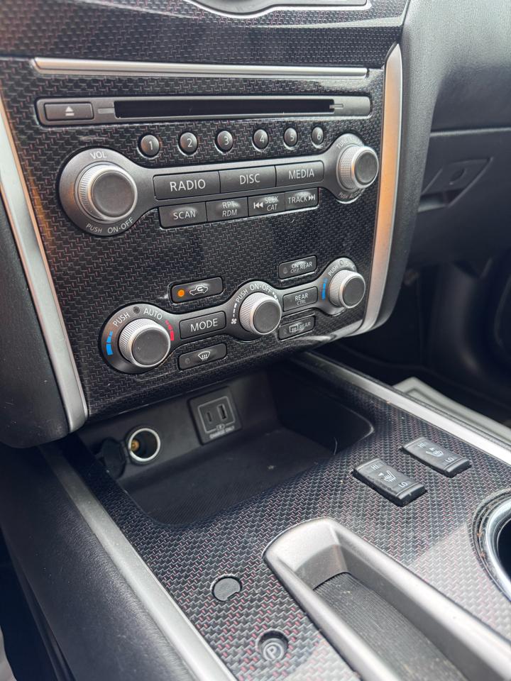 Nissan Pathfinder FWD SL 2020