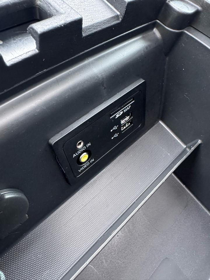 Nissan Pathfinder FWD SL 2020