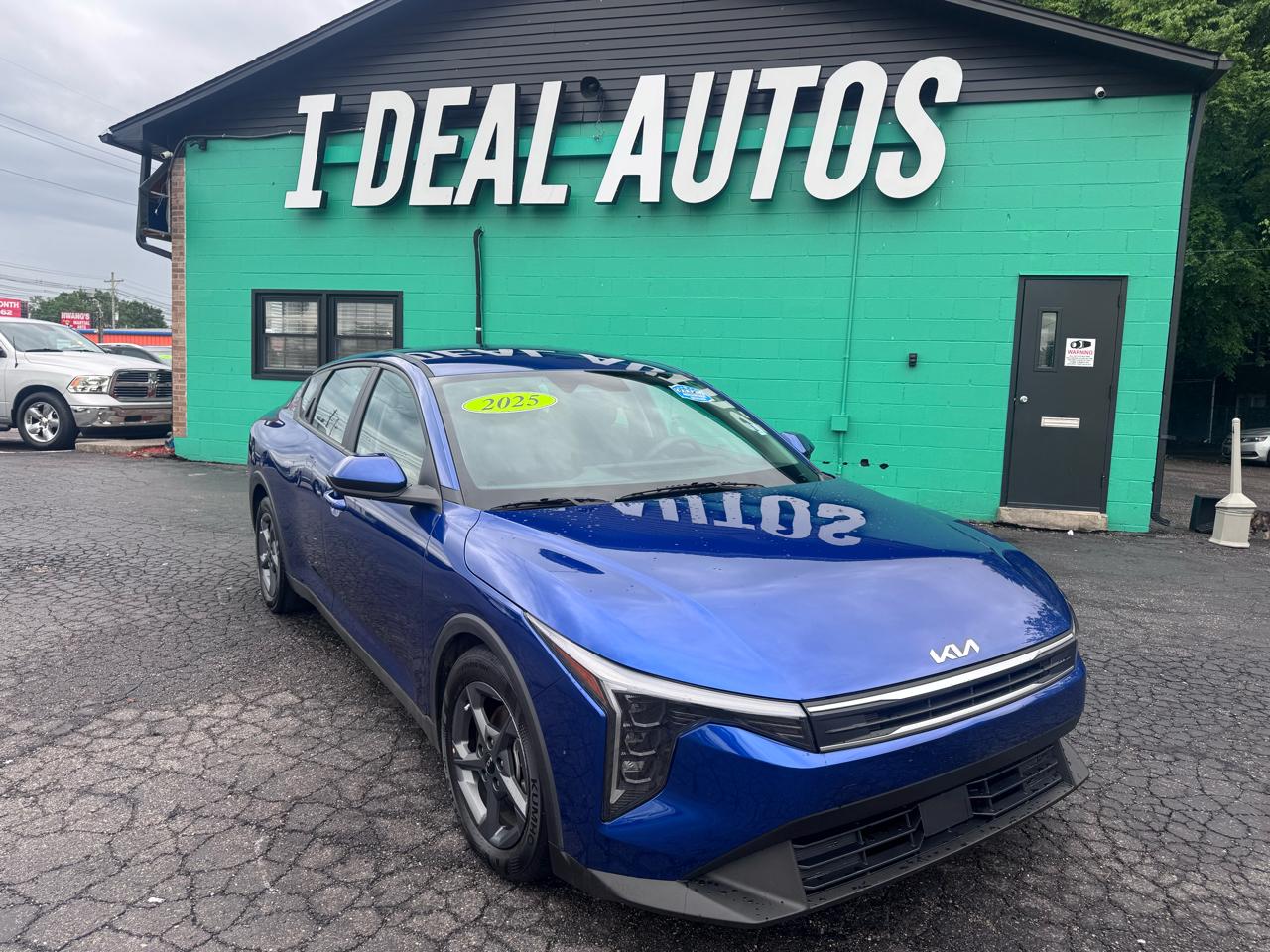 Kia K4 LXS FWD 2025
