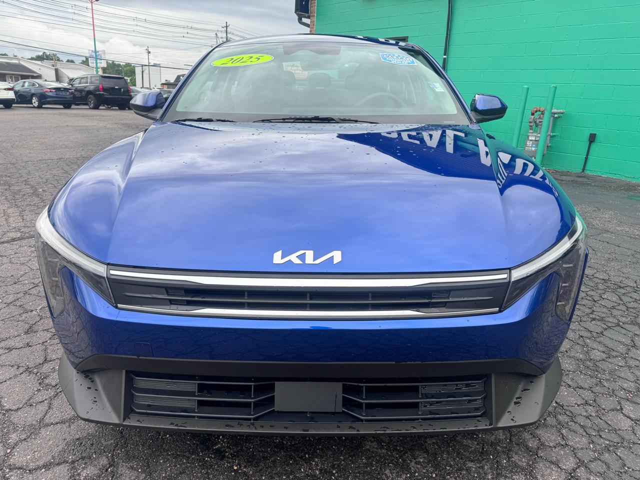 Kia K4 LXS FWD 2025