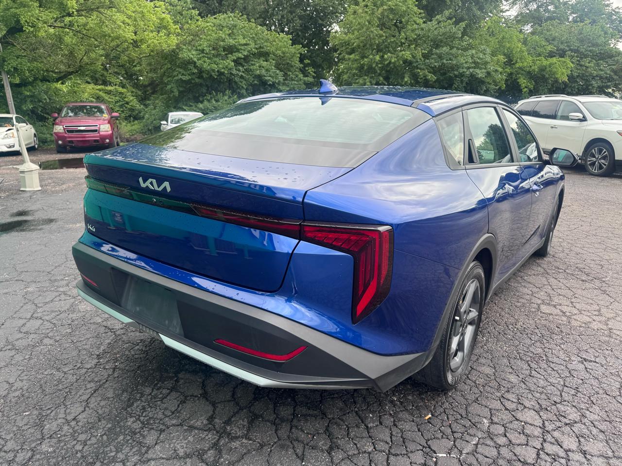 Kia K4 LXS FWD 2025
