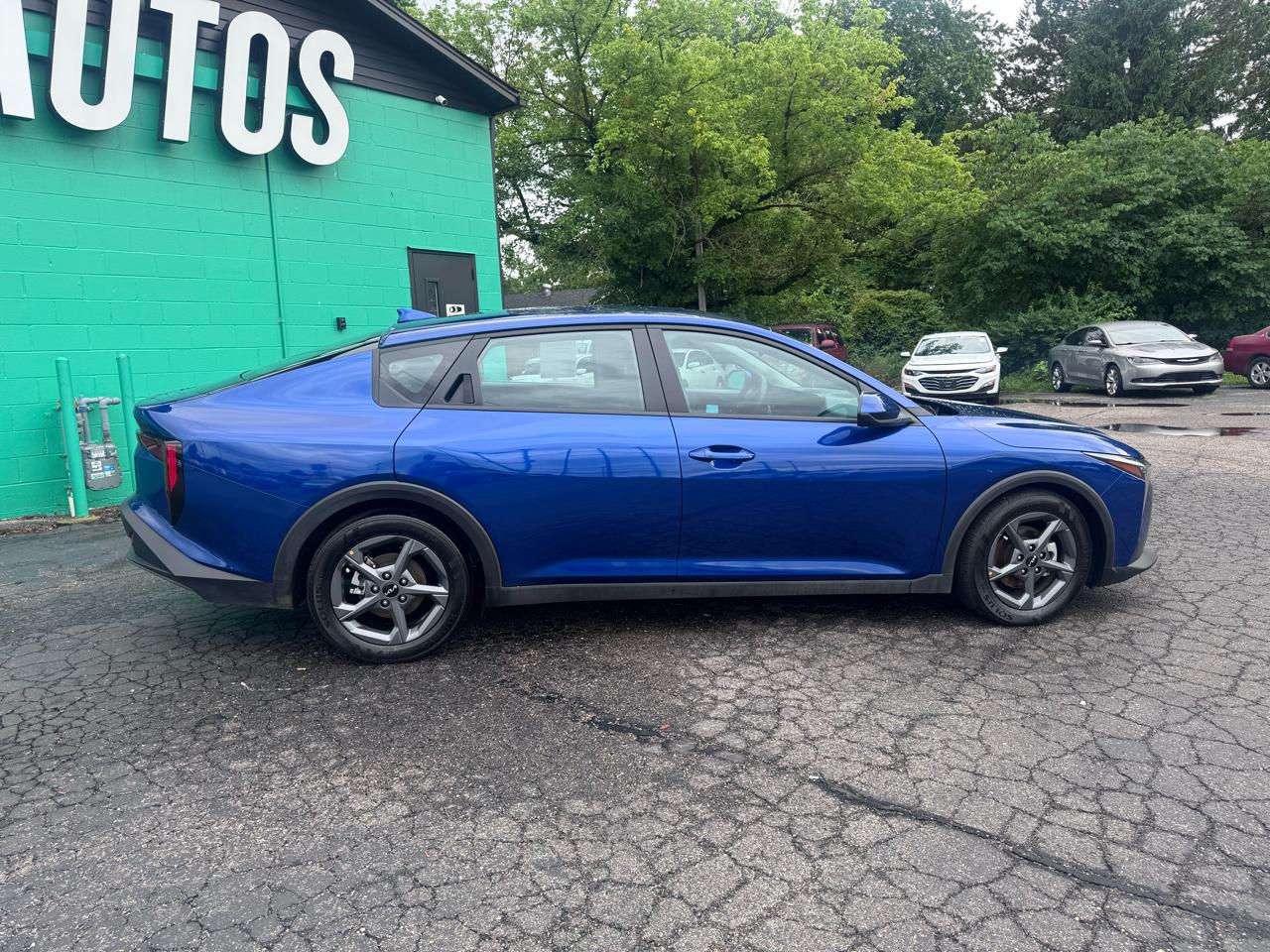 Kia K4 LXS FWD 2025