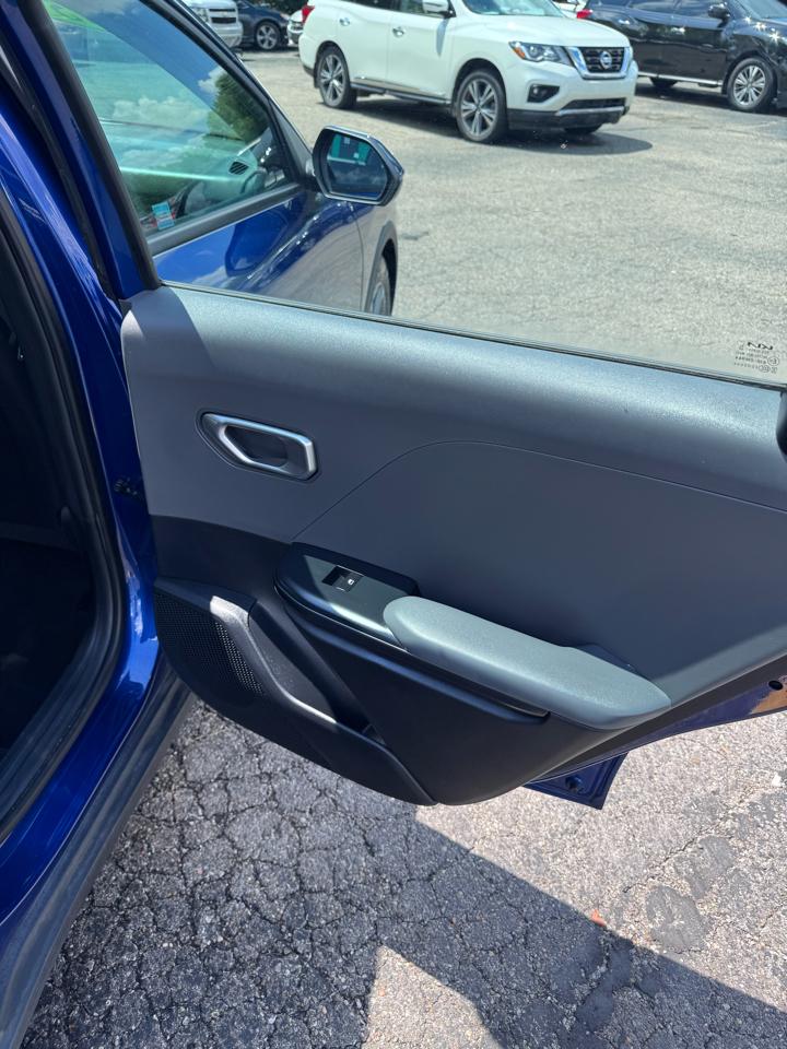 Kia K4 LXS FWD 2025
