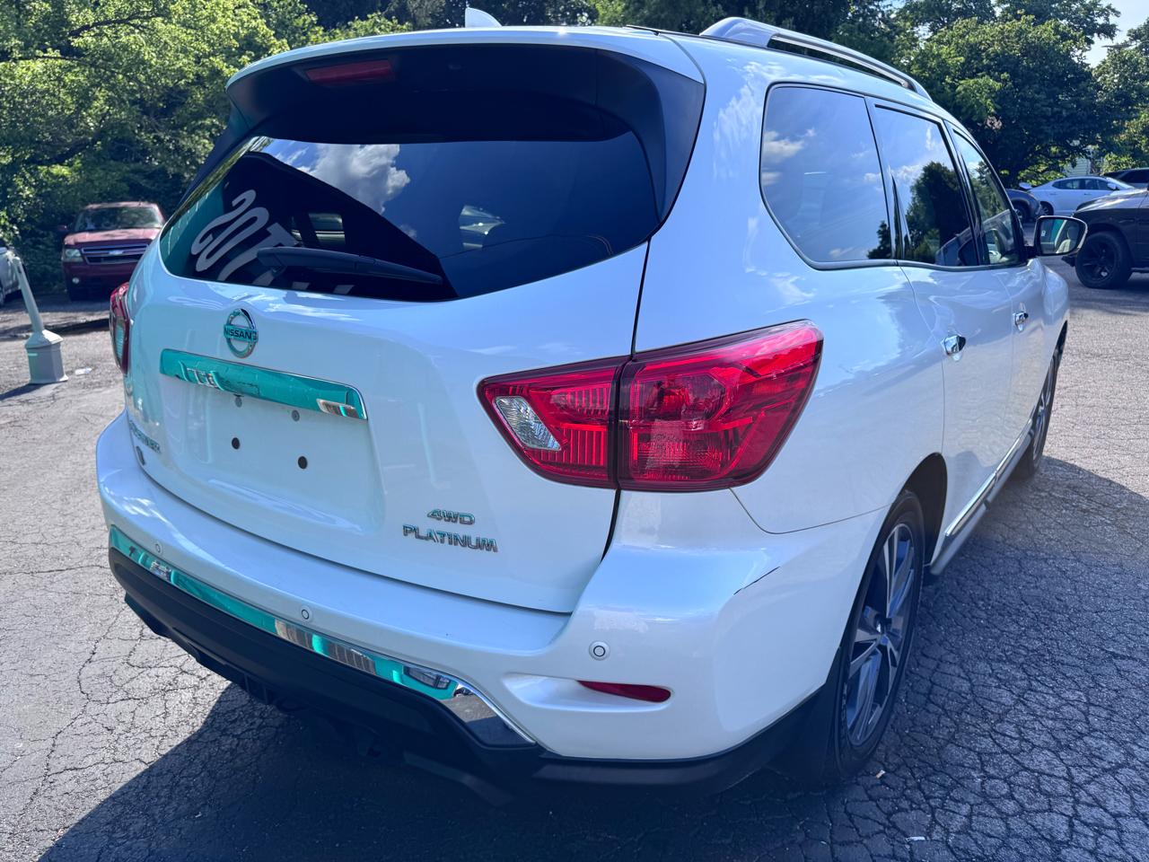 Nissan Pathfinder 4x4 Platinum 2020