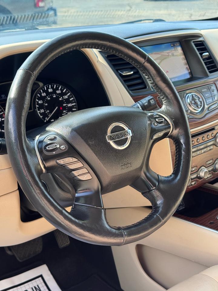 Nissan Pathfinder 4x4 Platinum 2020
