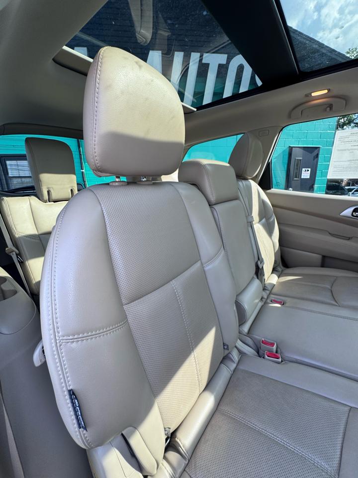 Nissan Pathfinder 4x4 Platinum 2020