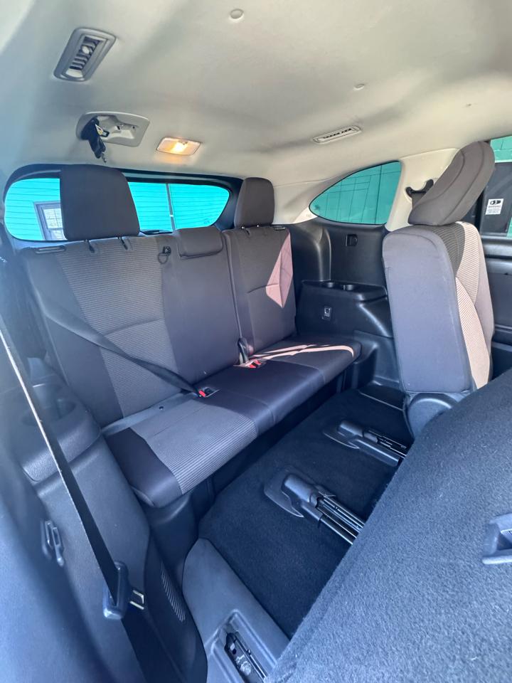Toyota Highlander LE AWD (Natl) 2021
