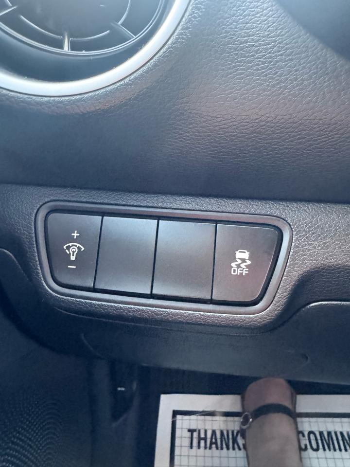 Kia Forte LXS IVT 2024