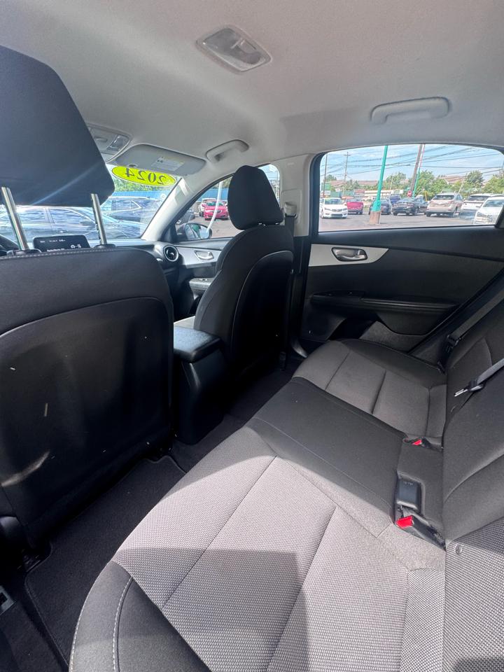 Kia Forte LXS IVT 2024