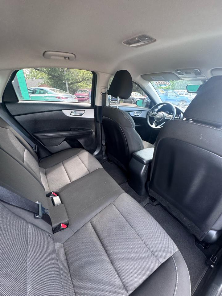 Kia Forte LXS IVT 2024
