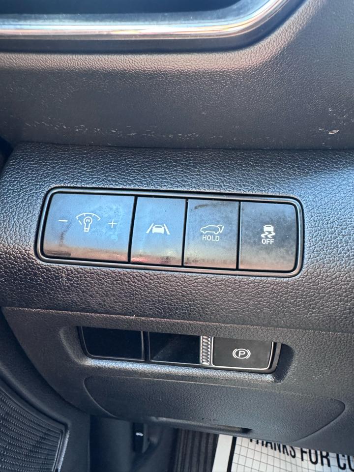 Hyundai Santa Fe SEL FWD 2022