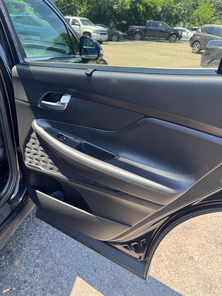 Hyundai Santa Fe SEL FWD 2022