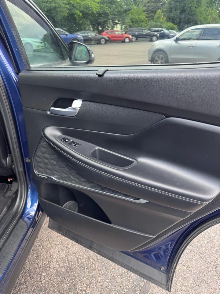 Hyundai Santa Fe Limited AWD 2023
