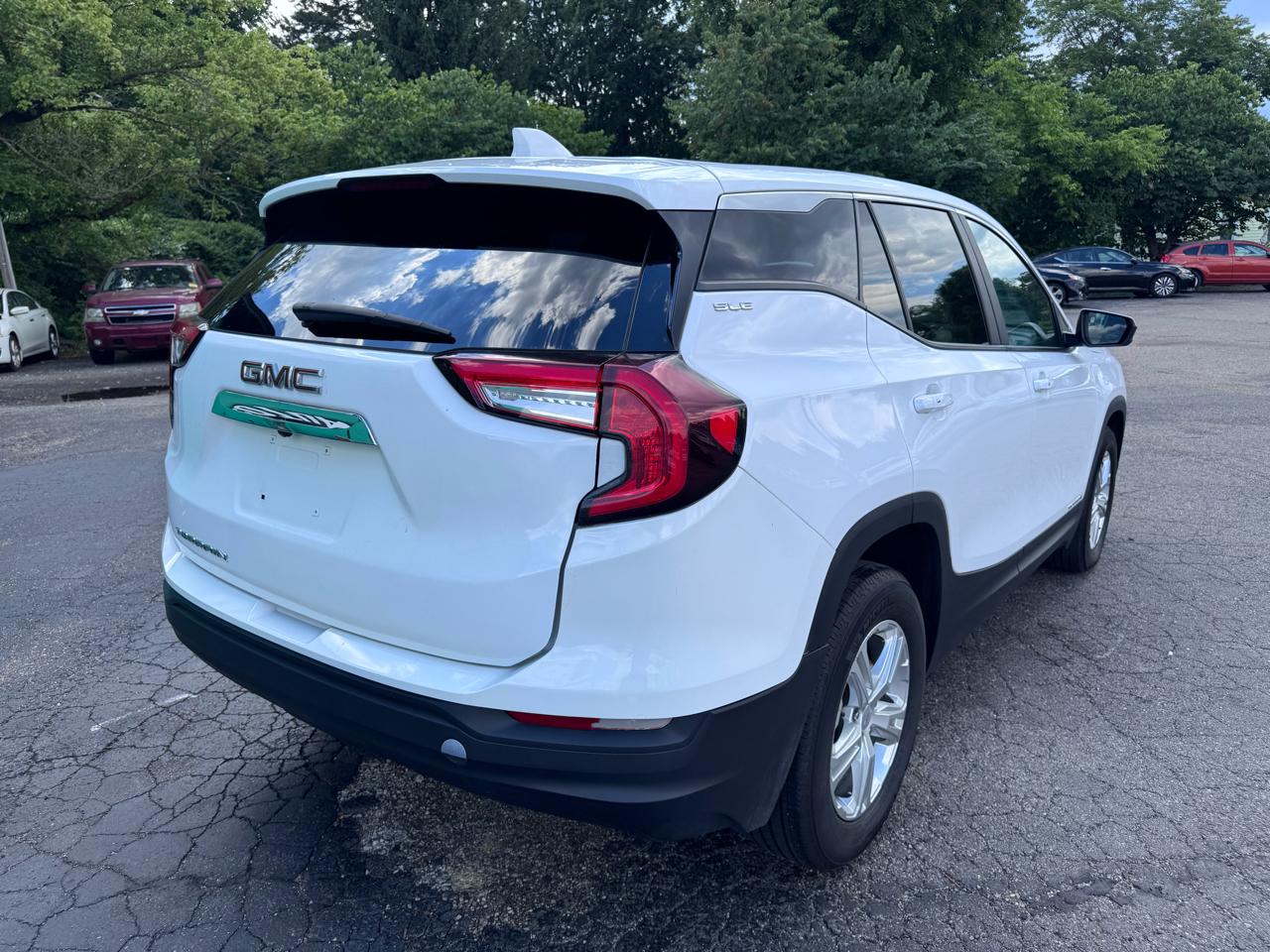 GMC Terrain FWD 4dr SLE 2024