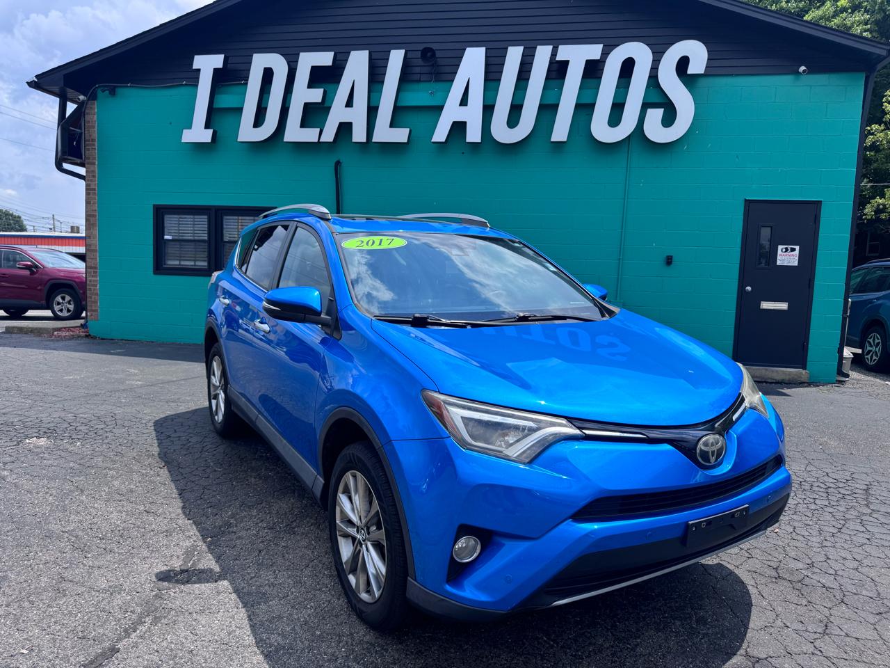Toyota RAV4 Limited AWD (Natl) 2017