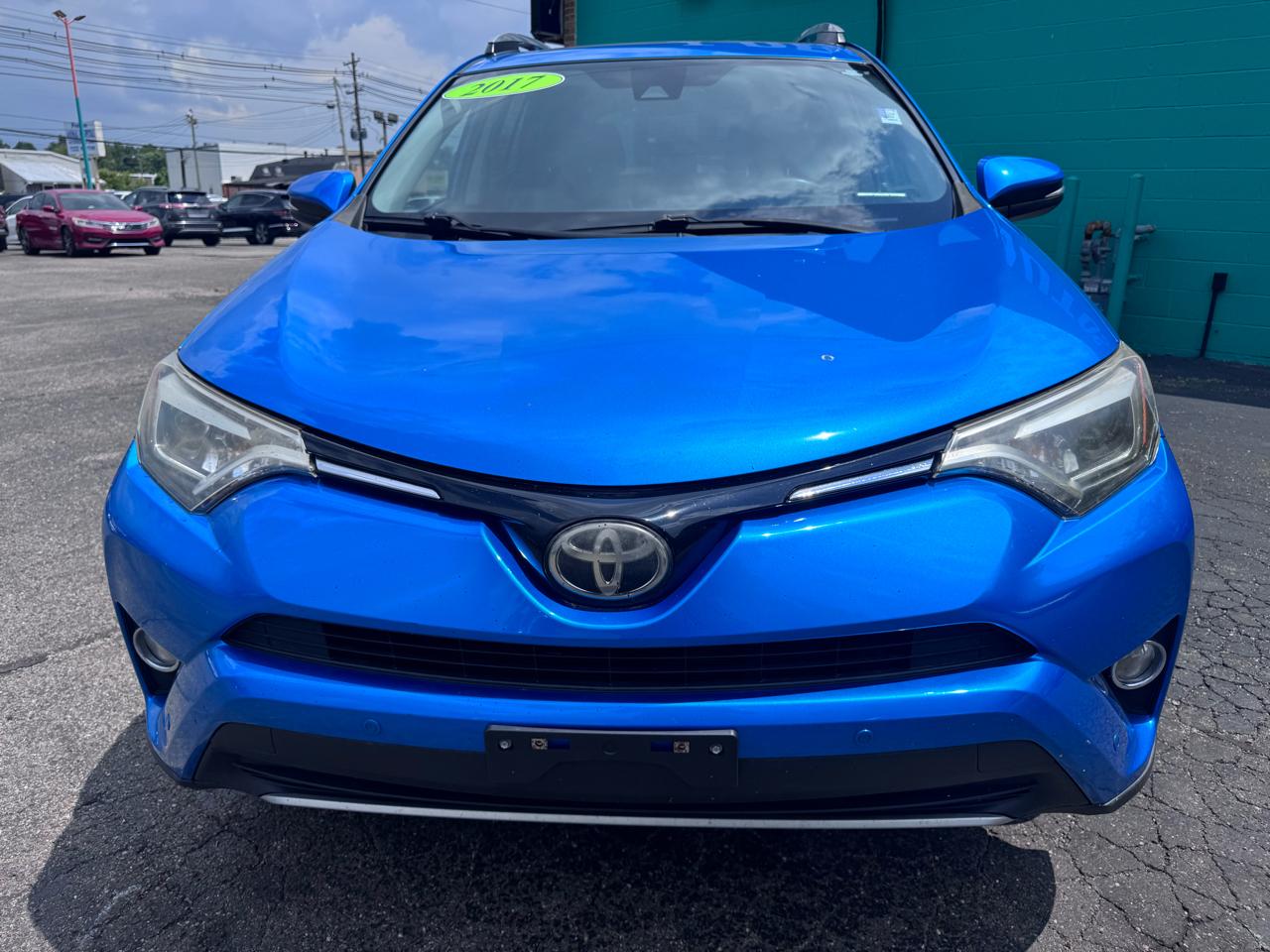 Toyota RAV4 Limited AWD (Natl) 2017