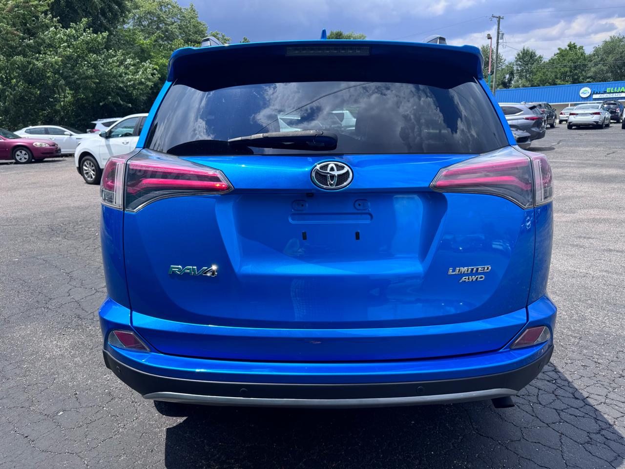 Toyota RAV4 Limited AWD (Natl) 2017