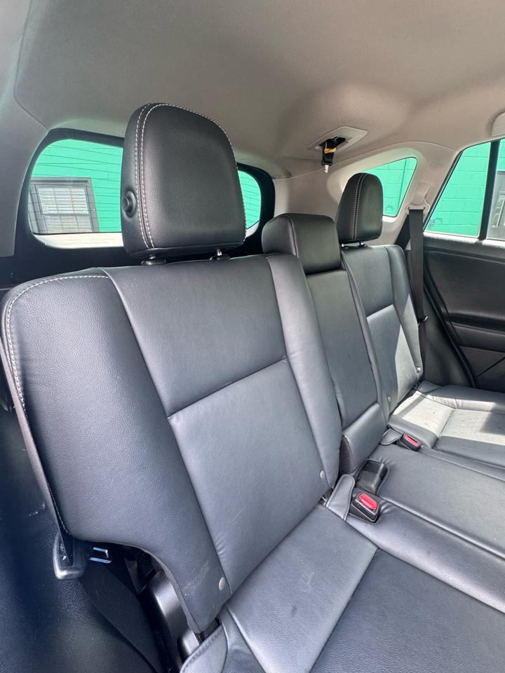 Toyota RAV4 Limited AWD (Natl) 2017