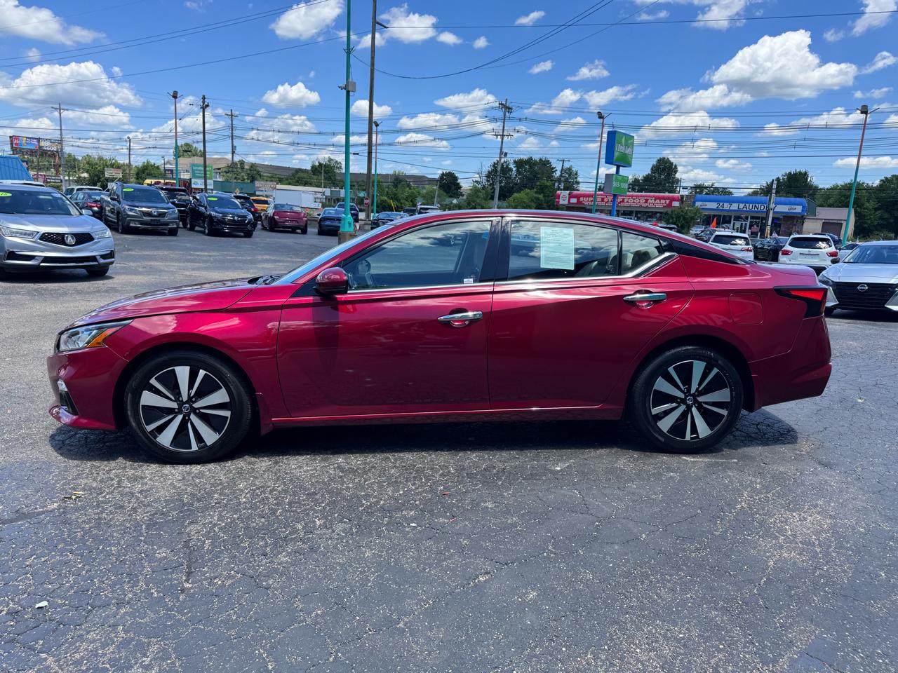 Nissan Altima 2.5 SL Sedan 2022