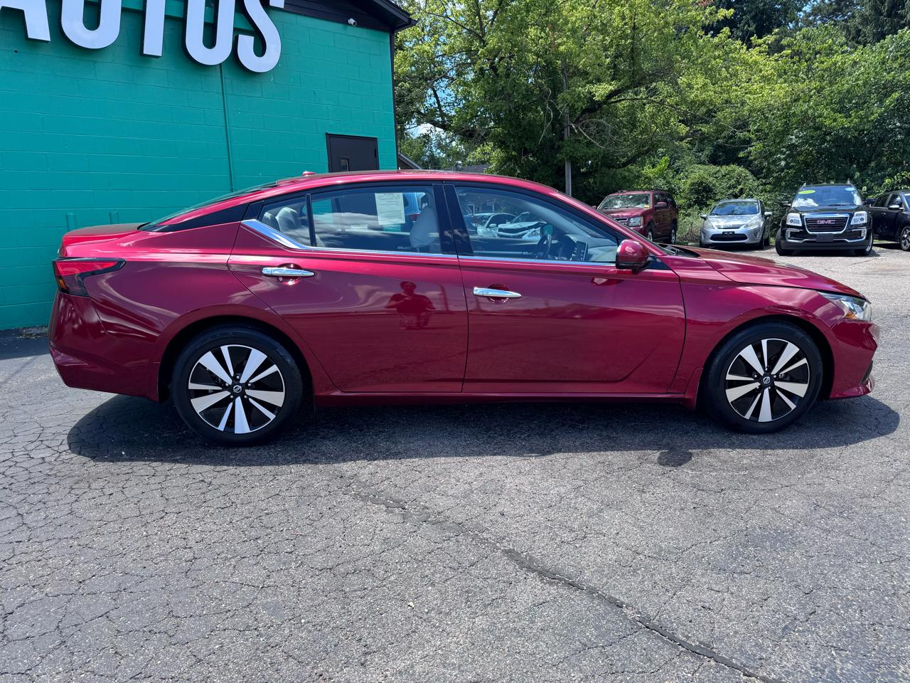 Nissan Altima 2.5 SL Sedan 2022