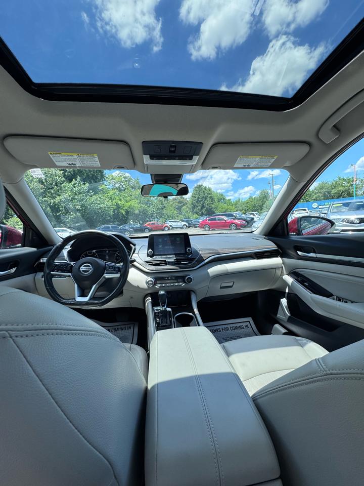 Nissan Altima 2.5 SL Sedan 2022