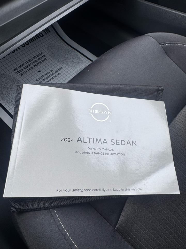Nissan Altima 2.5 SV Sedan 2024