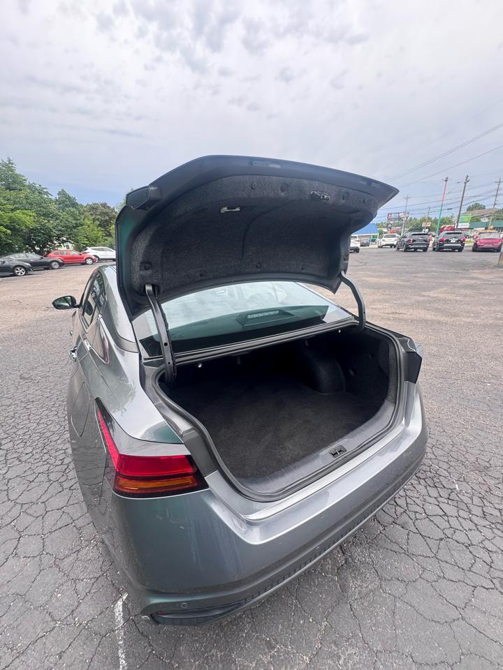 Nissan Altima 2.5 SV Sedan 2024