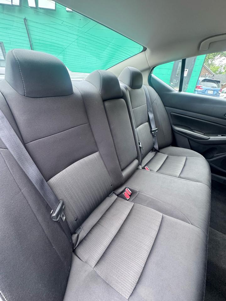Nissan Altima 2.5 SV Sedan 2024