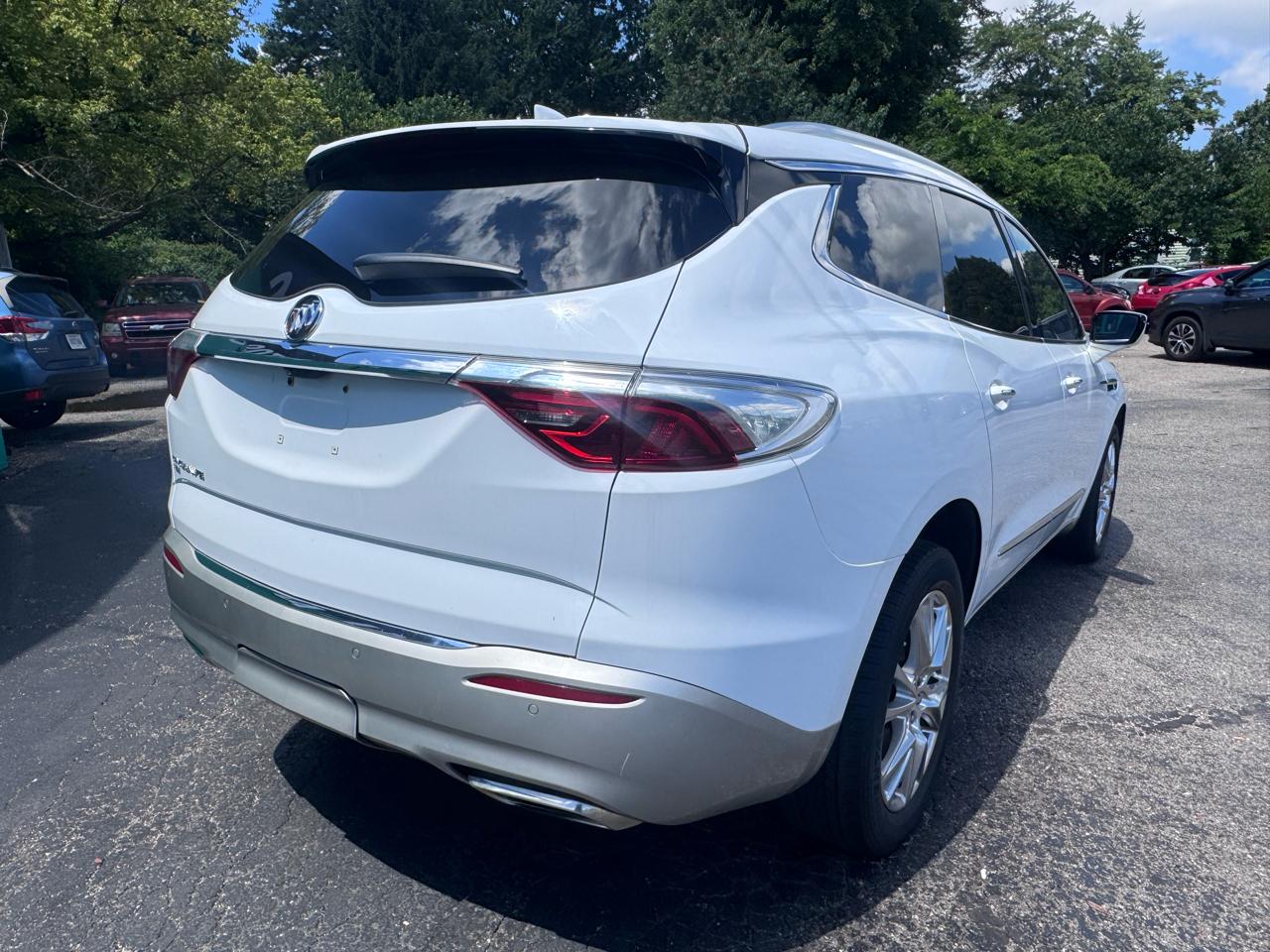 Buick Enclave AWD 4dr Premium 2022