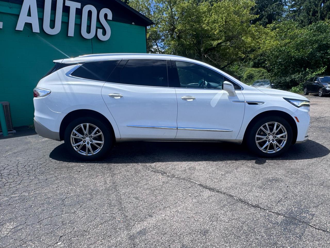 Buick Enclave AWD 4dr Premium 2022